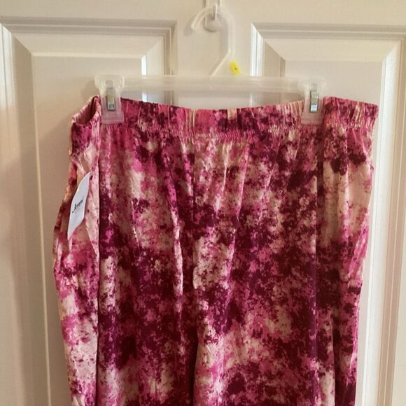 NWT. Jenni Brand Women’s Splash Pinks and Wines Long PJ Pants 2X. 3X - Picture 8 of 11